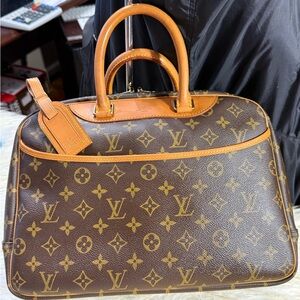 Louis Vuitton Deauville Handbag Monogram with duster and Luggage tag